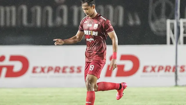 Kanu Helmiawan - Persis Solo
