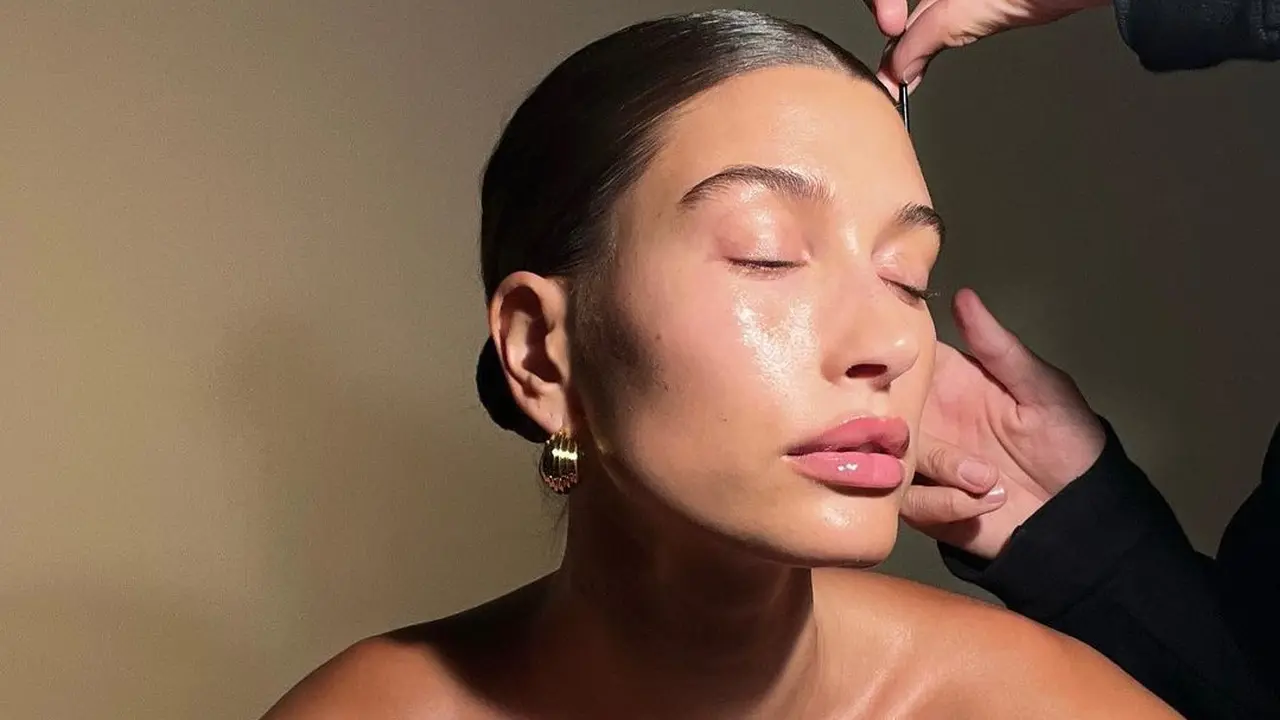 Hailey Bieber