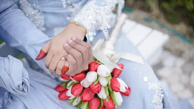 menikah tak sekadar mewah