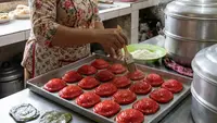 Cara Membuat Kue Ku Aneka Isi, Tekstur Legit dan Manis