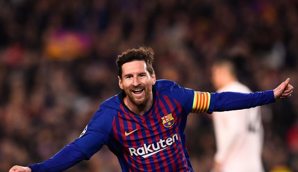 1. Lionel Messi - Siapa yang tidak kagum dengan kemampuan bintang Barcelona tersebut. Dengan postur tubuh 170 cm, La Pulga sudah meraih segalanya bersama Barcelona. (AFP/Josep Lago)