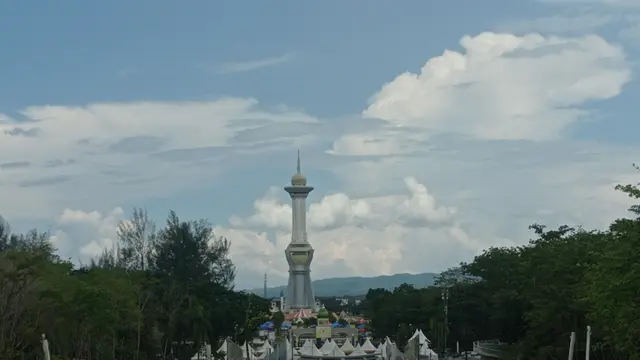 Mantan Walikota Kendari Sulkarnan Kadir ditetapkan sebagai tersangka.