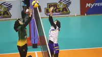 Tim putri Bandung BJB Tandamata berhadapan dengan Jakarta BNI 46 pada laga hari terakhir Proliga 2020 di GOR C-Tra Arena Bandung, Minggu (8/3/2020). (Istimewa)