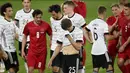 Skor 1-1 Jerman melawan Denmark bertahan hingga wasit meniup peluit panjang akhir pertandingan. Jerman menutup laga uji cobanya dengan hasil yang kurang memuaskan. (Foto: AP/Pool/Frederico Gambarini)