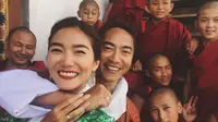 Dominique Diyose dan Ivan Handoyo menikah di Bhutan.