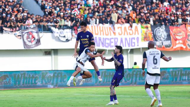Menang 2-0 di Kandang Persita, Persija Samai Poin Persib di Klasemen BRI Super League
