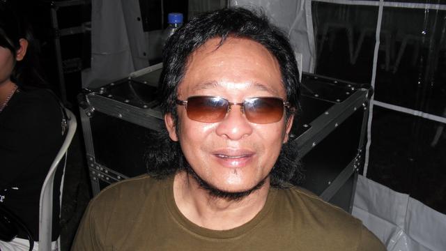 images Deddy Dores Tanpa Kacamata 6 fakta deddy dores yang membuat kita