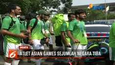 Atlet yang sudah datang lebih awal mulai melakukan latihan sebelum melakukan pertandingan nanti.