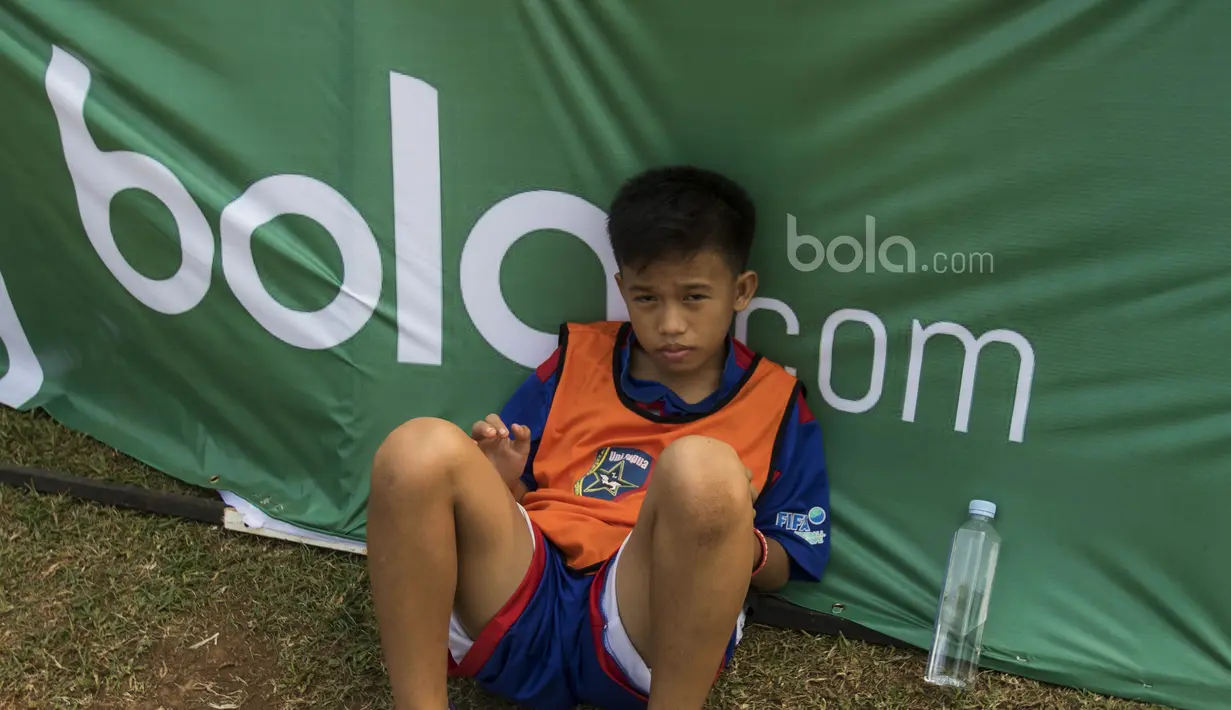Bola.com menjadi salah satu sponsor dari acara Football For Peace yang diprakarsai oleh Uni Papua tersebut. (Bola.com/Vitalis Yogi Trisna)