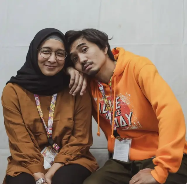 5 Potret harmonis Duta Sheila on 7 dan Adelia Lontoh, 22 tahun menikah mesranya bak remaja kasmaran