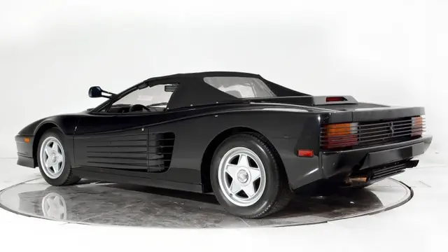Ferrari testarossa