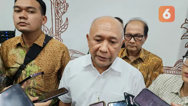 Menteri Koperasi dan Usaha Kecil dan Menengah Teten Masduki