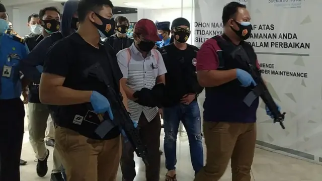 Tenaga medis, tersangka penipuan yang juga diduga melakukan pelecehan seksual terhadap penumpang yang tengah rapid test ditangkap