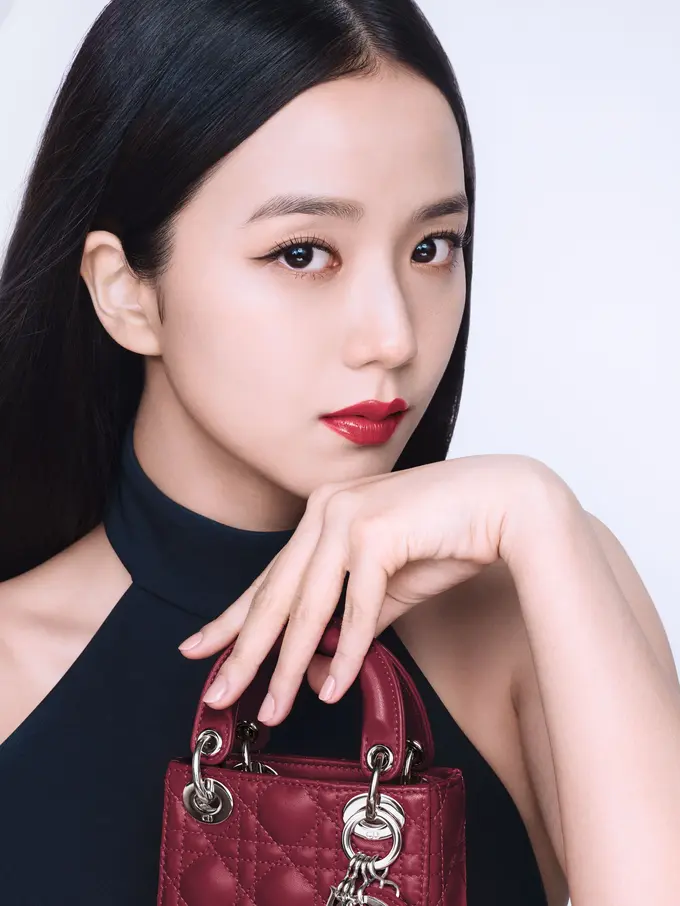 Rahasia Jisoo BLACKPINK Punya Tampilan Mahal dan Memikat dengan Lipstik Rp600ribuan