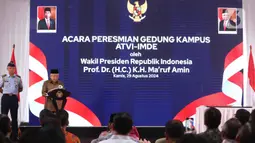 Wakil Presiden RI Ma’ruf Amin memberi sambutan pada peresmian gedung baru Akademi Televisi Indonesia (ATVI)-Institute Media Digital Emtek (IMDE) di Jalan Damai 11, Duri Kepa, Kebon Jeruk, Jakarta Barat. (Liputan6.com/Helmi Fithriansyah)