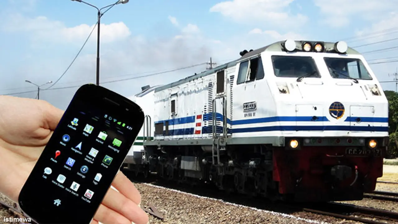 kereta-api-ponsel130226b.jpg
