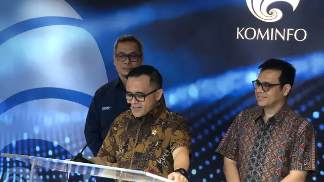 Konferensi pers di kantor Kementerian Kominfo, Jakarta, Rabu (17/4/2024). (Foto: Liputan6.com/Tira Santia)