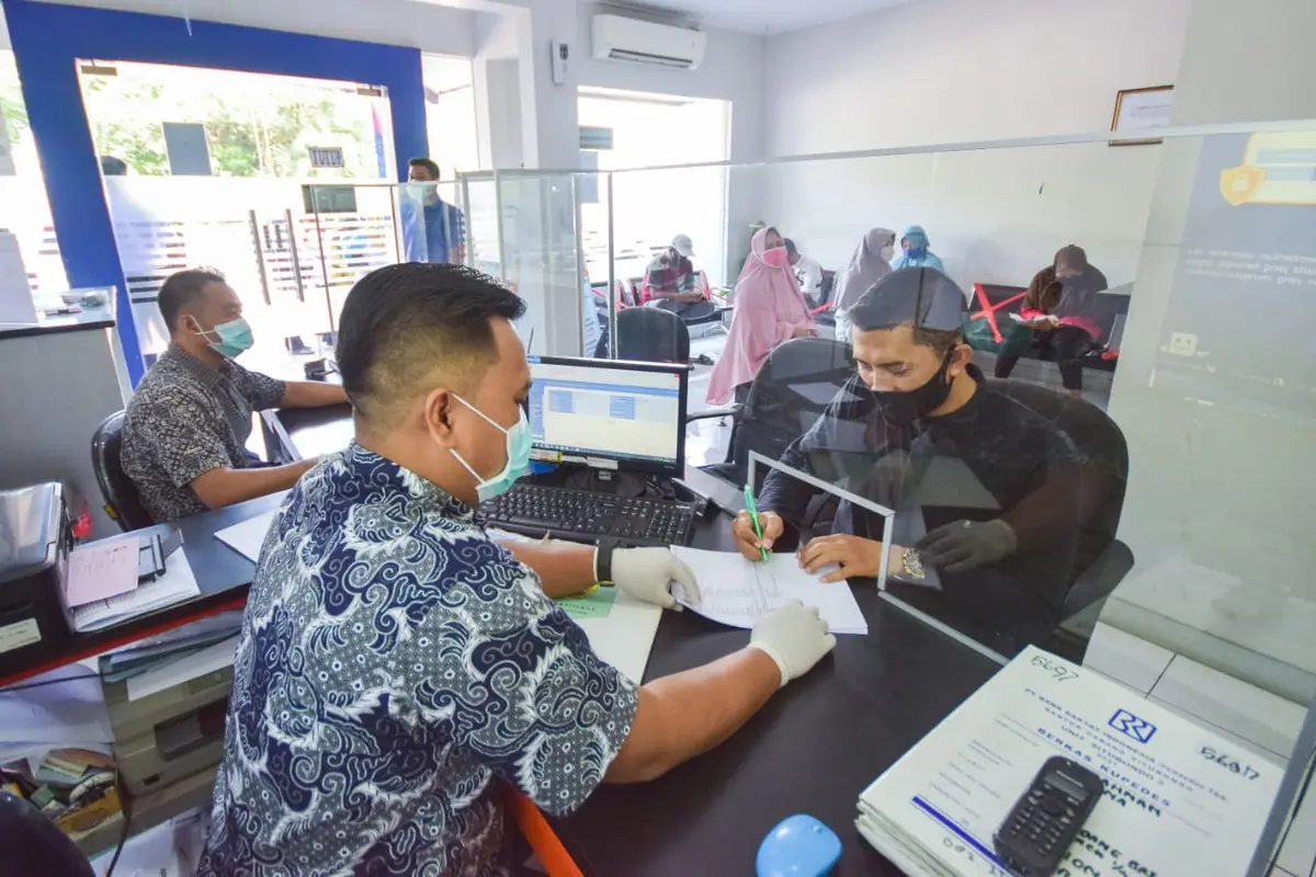 BRI melakukan penyesuaian jam layanan operasional kepada nasabah khusus bulan Ramadan tahun 2021.