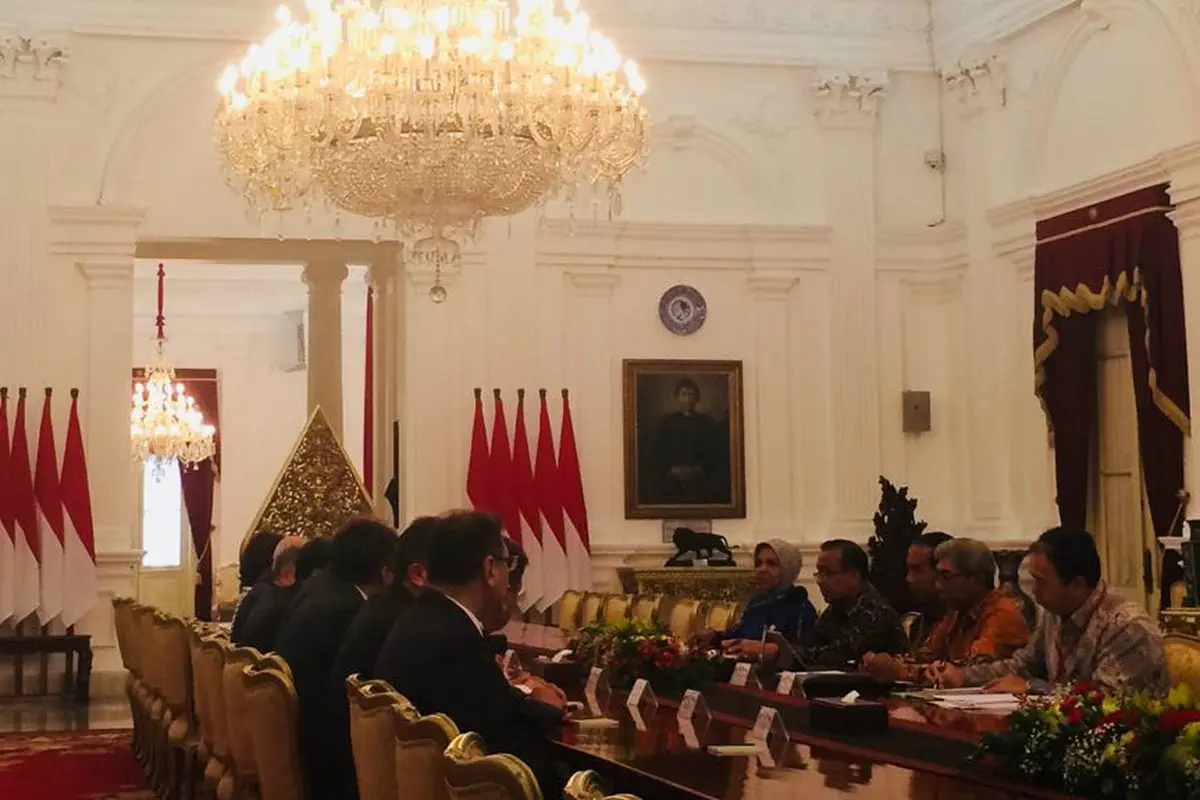 Presiden Jokowi menerima kunjungani sejumlah senat parlemen Republik Kazakhstan