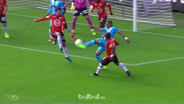 Video highlights FC Lorient vs Marseille di Ligue 1 Prancis di mana Dimitri Payet mencetak gol spektakuler. This video presented by BallBall