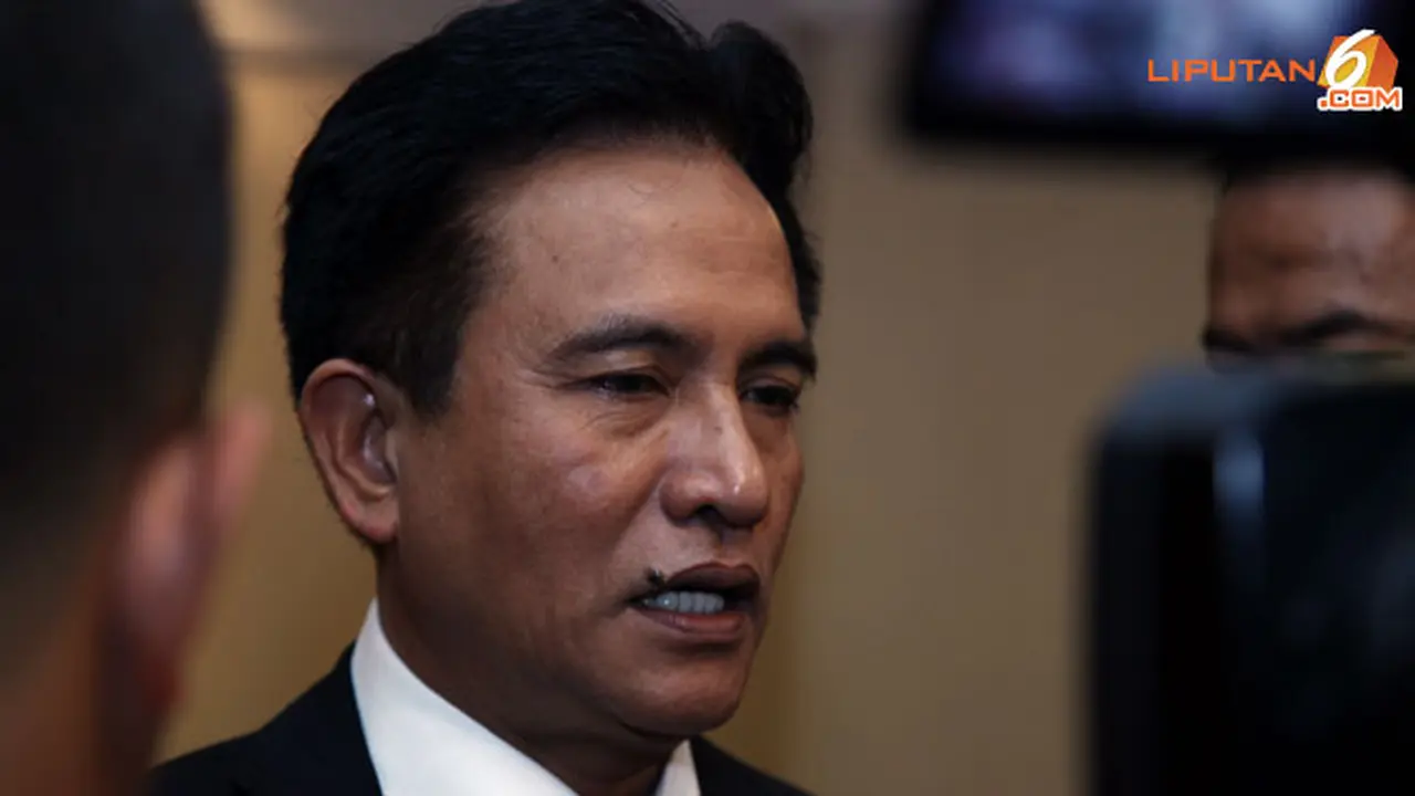 yusril-keterangan130424c.jpg