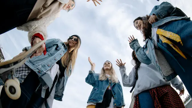 Sekelompok perempuan