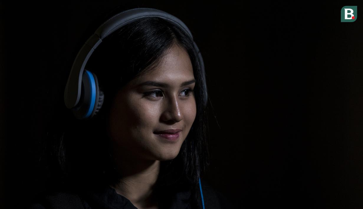 Karateka Indonesia, Ceyco Georgia, berpose saat berada di South Quarter, Jakarta, Kamis (21/7/2018). Dirinya merupakan salah satu karateka yang akan turun pada Asian Games XVIII. (Bola.com/Vitalis Yogi Trisna)