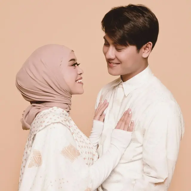 Rizky Billar dan Lesti Kejora.