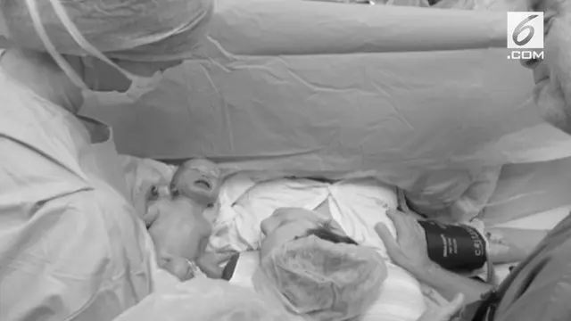 Seorang bayi lahir lewat tranplantasi rahim dari pendonor yang sudah meninggal pada tahun lalu. Ibu bayi terlahir tanpa rahim, sementara sang pendonor berusia 45 tahun meninggal karena stroke.