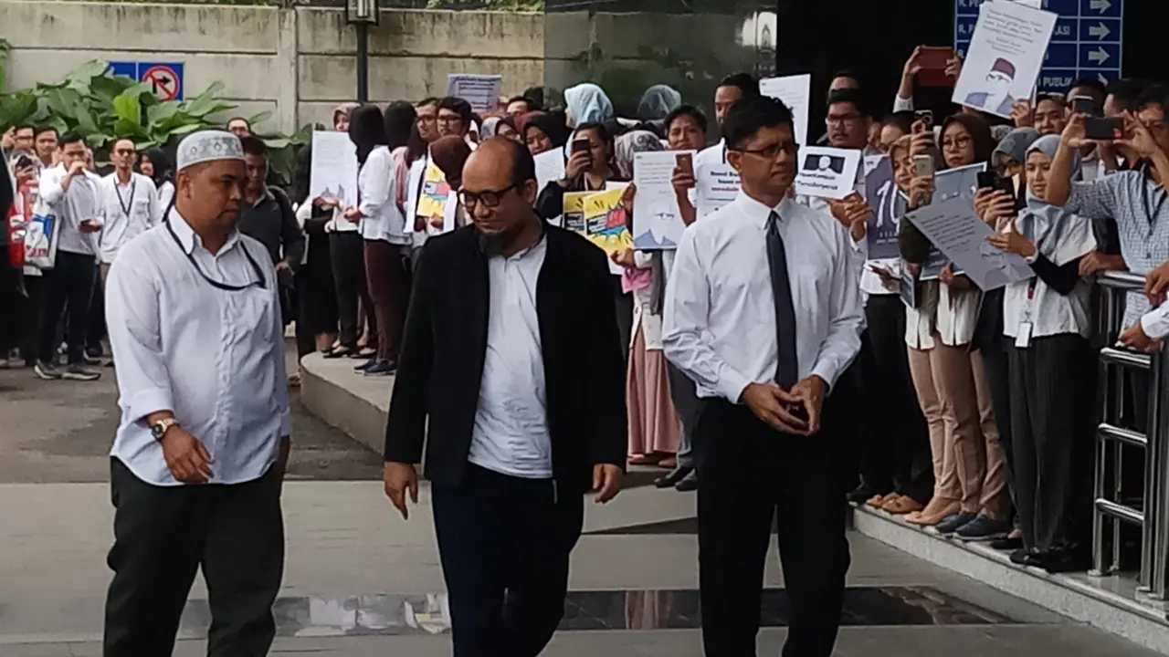 Novel Baswedan pertama kali menjejakan kaki di KPK setelah insiden penyiraman air keras (Liputan6.com/Ady Anugrahadi)
