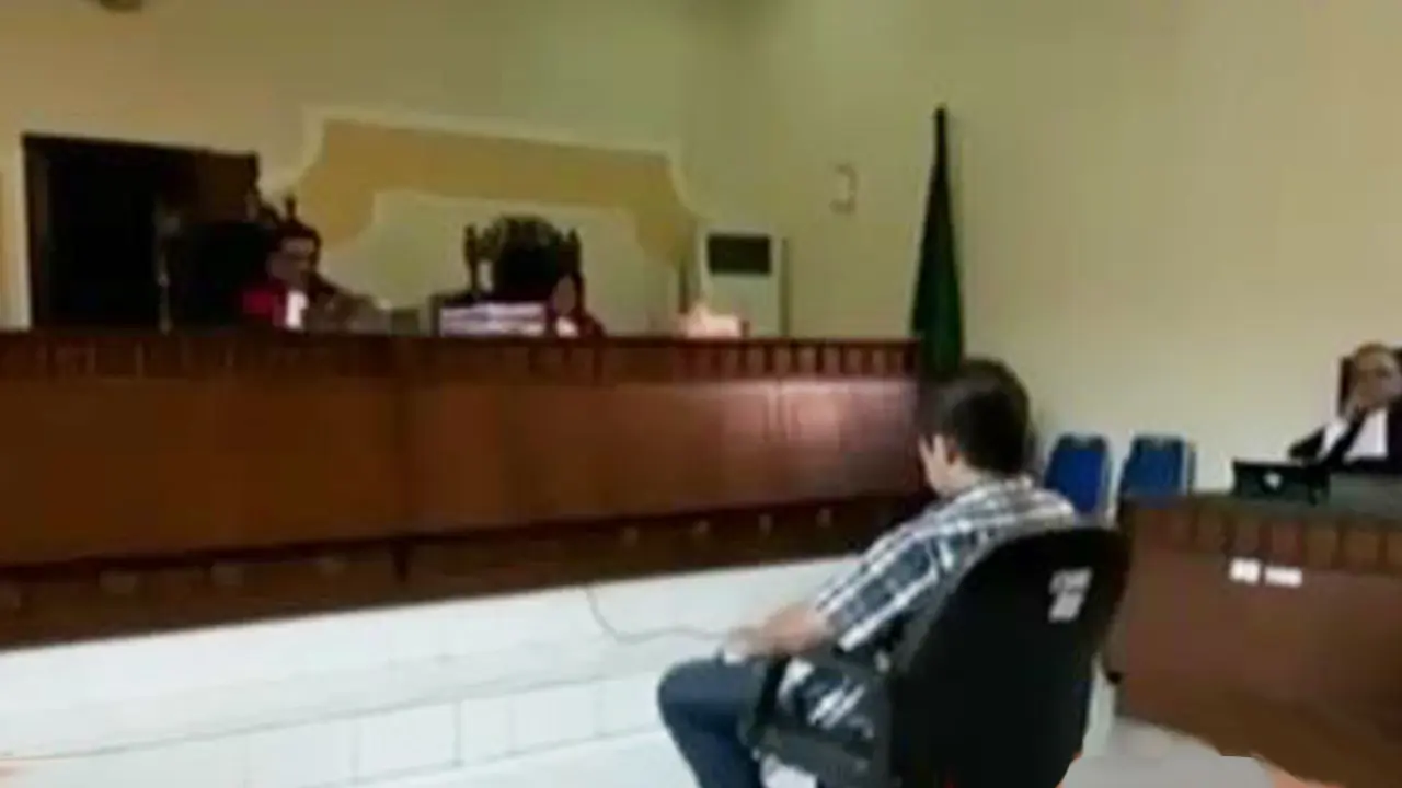 VIDEO: Pengusaha Cabul di Kediri Divonis 9 Tahun Penjara