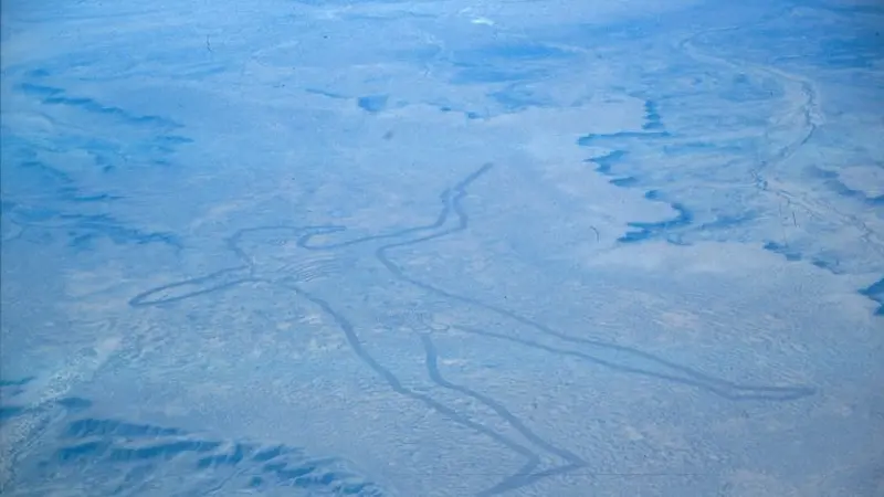 Marree Man, gambar manusia raksasa di Australia yang masih menjadi misteri hingga saat ini. (Wikimedia Commons)