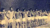 Zulkarnain Lubis (ketiga dari kiri), di era jayanya bersama Timnas Indonesia sempat dijuluki Maradona dari Asia. (Dok. Fokus)