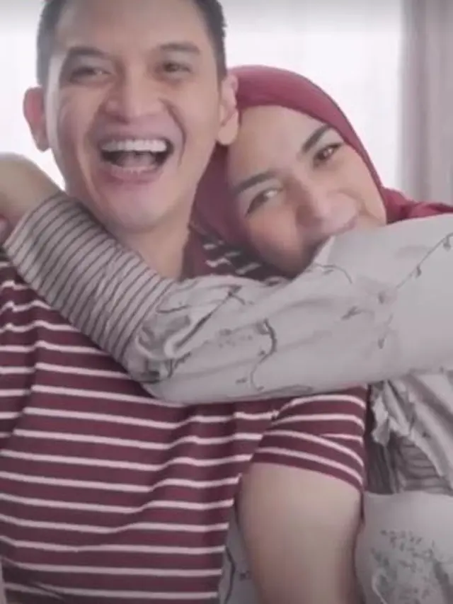 6 Momen Citra Kirana Temani Anaknya Vaksin, Tetap Tenang Meski Diterpa Masalah