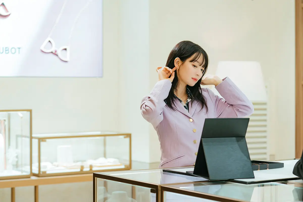 Shin Min Ah