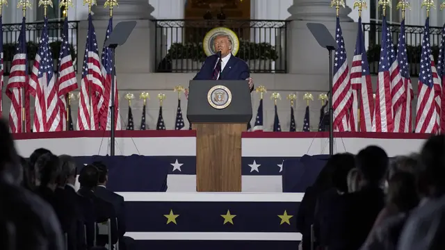 FOTO: Donald Trump Sampaikan Pidato di Konvensi Nasional Partai Republik
