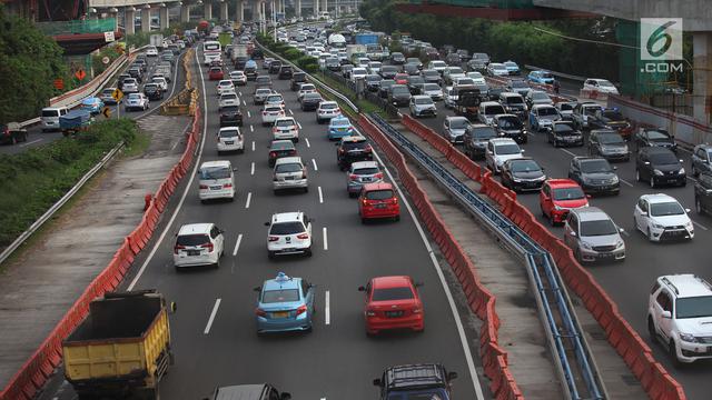 Padat Merayap Akhir Pekan dan Libur Maulid Nabi