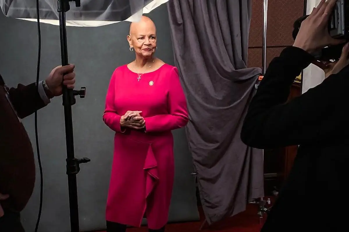 Rep. Bonnie Watson Coleman, Politisi Perempuan yang Berani Tampil Tanpa Rambut