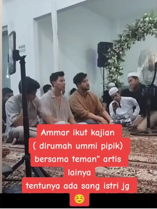 6 Potret Pertemuan Irish Bella dan Ammar Zoni di Kajian Umi Pipik, Terlihat Canggung