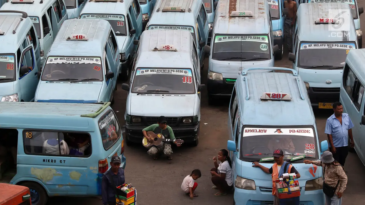 Februari 2018, Semua Angkot Ditargetkan Ber-AC