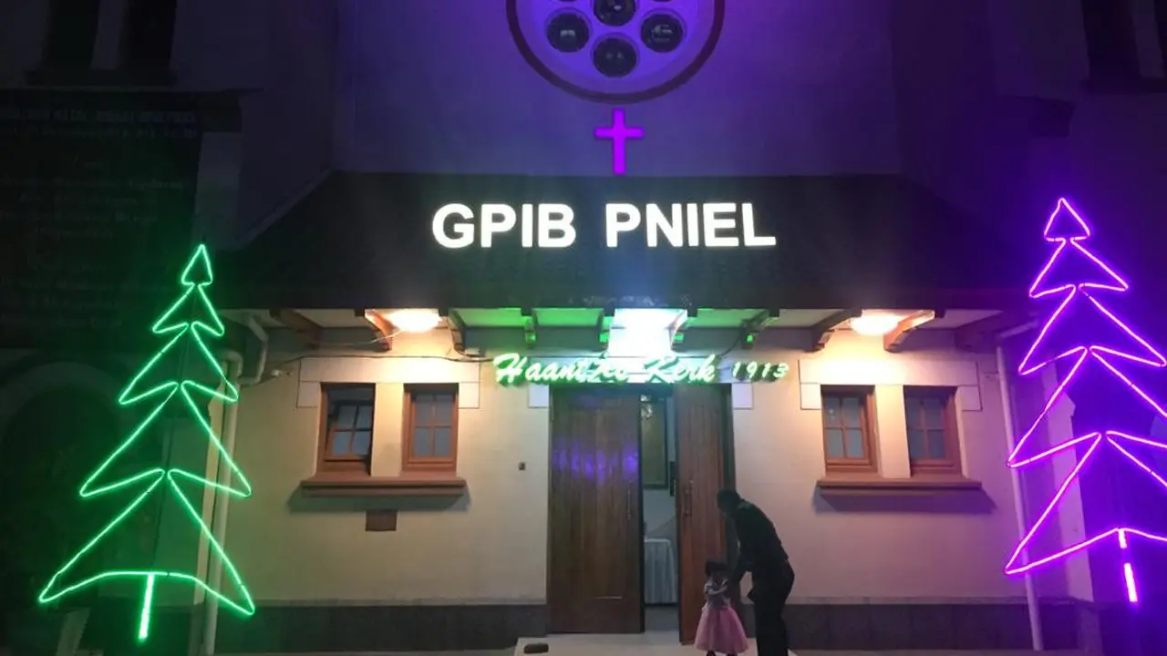 GPIB Pniel atau Gereja Ayam