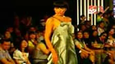 Mardiana Ika memberi tema modenya, "Times of The Tides. Mardiana mengeksplorasi keindahan laut dengan warna-warna tropis. Sedangkan Ali Charisma menggunakan warna-warna tegas dengan tekstur keras. 