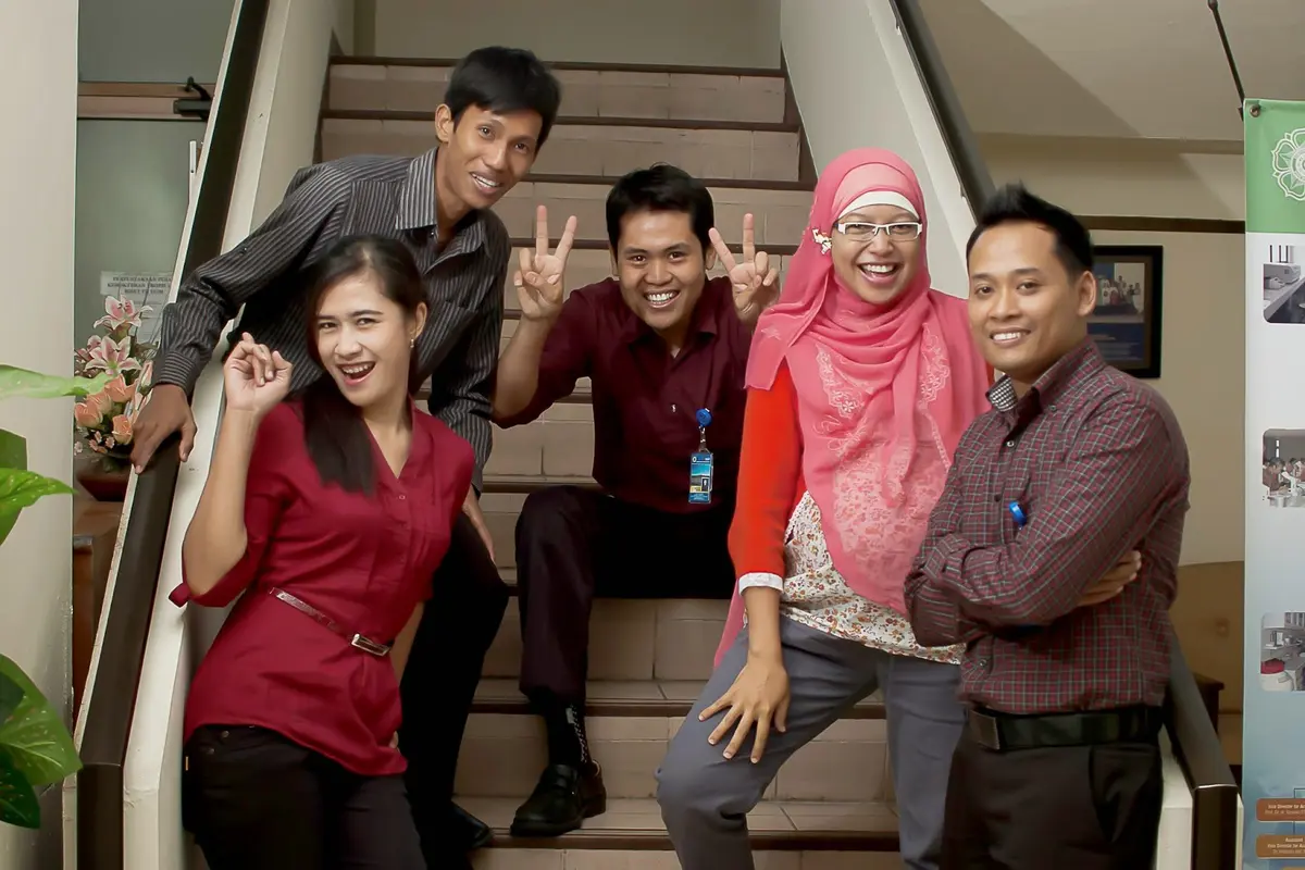 5 Rekan Kerja yang Bakal Kamu Temui di Kantor