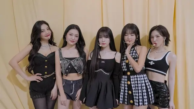 8 Potret Gaya Fashion Idol K-Pop di Konser SMTOWN LIVE 2023, aespa hingga NCT