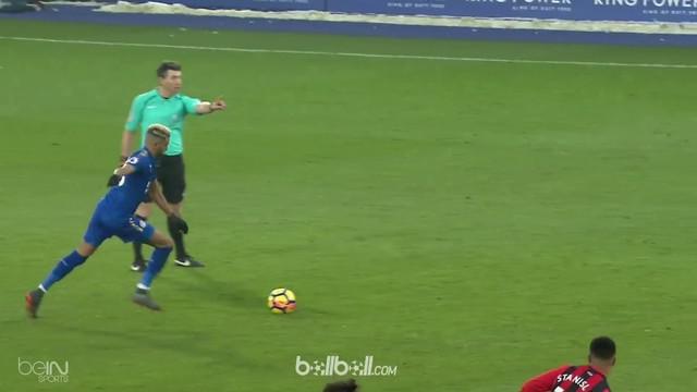 Tuan rumah Leicester City selamat dari kekalahan dan harus puas hanya bermain imbang 1-1 atas Bournemouth, Sabtu (3/3). The Foxes ...