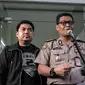 Kabid Humas Polda Metro Jaya Kombes Raden Prabowo Argo Yuwono memberi keterangan penangkapan aktor Riza Shahab di Polda Metro Jaya, Jakarta, Jumat (13/4). Riza Shahab dan Reza Alatas ditangkap seusai pesta sabu. (Liputan6.com/Faizal Fanani)