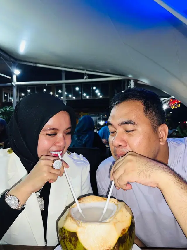 Saipul Jamil dan Neng Dessy. (Foto: Dok. Koleksi Pribadi Neng Dessy)
