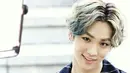 Selain punya wajah yang imut, Key SHINee juga punya gigi yang sempurna. Hal tersebut ia terlihat begitu manis saat tersenyum. (Foto: pinterest.com)