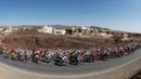 Aksi para pebalap di Etape 4 Tour of Oman antara Muscat dan Jebel Akhdhar, (19/2/2016). (AFP/Mohammed Mahjoub)