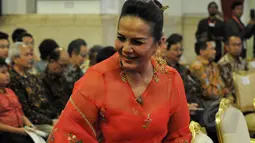Aktris senior Christine Hakim saat menghadiri peringatan Hari Film Nasional ke-65 di Istana Negara, Jakarta, Senin (30/3/2015). (Liputan6.com/Faizal Fanani)